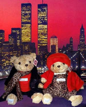Load image into Gallery viewer, 2000 Holiday in New York- Harry & Hannah Set of 2 Teddy Bears-Treasures from the Archives