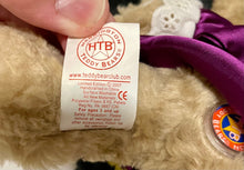 Load image into Gallery viewer, 2007 Harry & Hannah Walt Disney Teddy Bear Weekend Pirate Adventure Teddy Bears Set